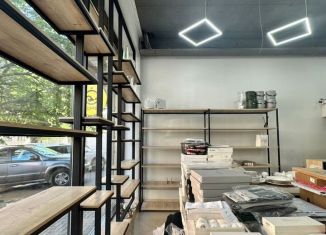 Сдам в аренду торговую площадь, 50 м2, Махачкала, улица Коркмасова, 28/1