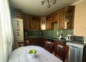 Продается двухкомнатная квартира, 64.5 м2, Копейск, улица Калинина