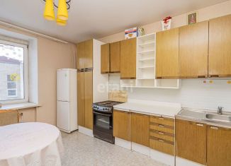 Продаю 2-комнатную квартиру, 62.4 м2, Тюмень, улица Циолковского, 13