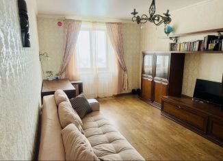 Двухкомнатная квартира на продажу, 55 м2, Татарстан, проспект Ямашева, 83