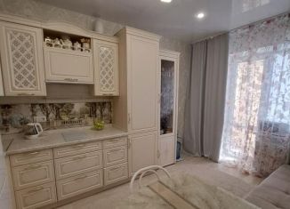 Продам 1-ком. квартиру, 48 м2, поселок городского типа Стройкерамика, улица Анетты Басс, 4с3