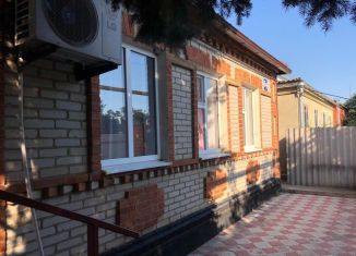 Сдается в аренду дом, 98 м2, Краснодарский край, улица Марата, 69