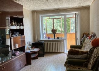 Сдаю трехкомнатную квартиру, 70 м2, поселок городского типа Стройкерамика, Народная улица, 4