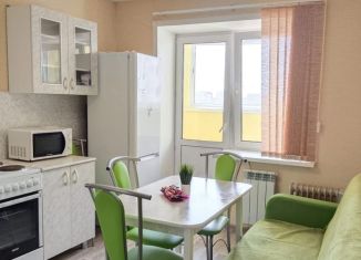 Сдается 1-комнатная квартира, 40 м2, Смоленская область, улица Рыленкова, 54
