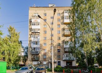 Продается 1-комнатная квартира, 32.2 м2, Екатеринбург, Комсомольская улица, 2, Комсомольская улица
