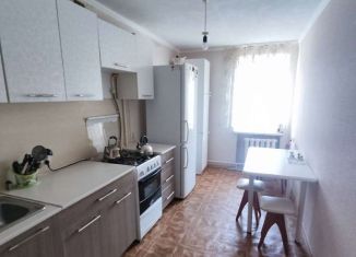 Продается трехкомнатная квартира, 80 м2, Ставрополь, улица Дзержинского, 231, микрорайон № 24