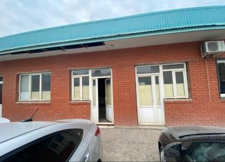 Сдаю помещение свободного назначения, 60 м2, Махачкала, проспект Амет-Хана Султана, 5/1, Ленинский район