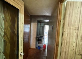 Продается 3-комнатная квартира, 70 м2, посёлок городского типа Куйбышево, Родниковая улица, 49