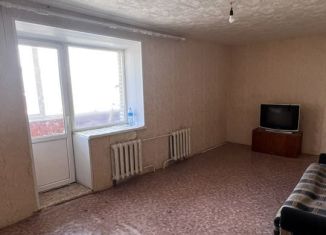 Продажа трехкомнатной квартиры, 63.4 м2, посёлок Саракташ, Комсомольская улица, 168