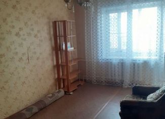 Аренда двухкомнатной квартиры, 46 м2, Новгородская область, улица Миклухо-Маклая, 42