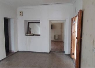 3-комнатная квартира на продажу, 52.8 м2, Грозный, проспект Ахмат-Хаджи Абдулхамидовича Кадырова, микрорайон Ленгородок