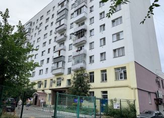 Трехкомнатная квартира на продажу, 67.7 м2, Челябинск, улица Свободы, 141