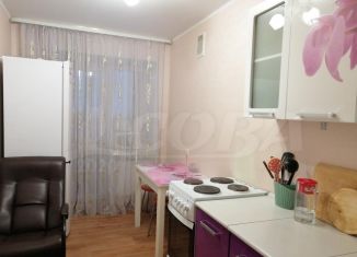 Сдаю 1-ком. квартиру, 30 м2, Тобольск, ЖК Счастливая Семья, 7-й микрорайон, 48