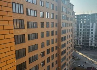 Продаю многокомнатную квартиру, 72 м2, Махачкала, Ленинский район, проспект Насрутдинова, 274Ек2