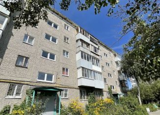 Продажа 5-комнатной квартиры, 43 м2, Екатеринбург, Ленинский район, улица Громова, 138к2