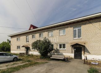 Продается 2-ком. квартира, 45 м2, село Горьковка, Школьная улица, 2