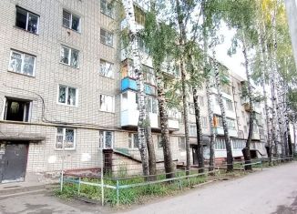 Продажа 3-ком. квартиры, 58 м2, Йошкар-Ола, улица Прохорова, 12, 9-й микрорайон