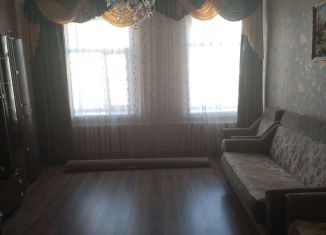 Продам двухкомнатную квартиру, 52 м2, Рыльск, улица Карла Либкнехта, 29