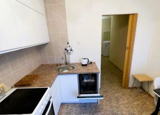 Сдам 2-ком. квартиру, 55 м2, Санкт-Петербург, Ленинский проспект, 100к2, метро Автово