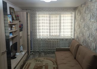 Сдается в аренду 3-ком. квартира, 50 м2, Павловск, Кольцовская улица