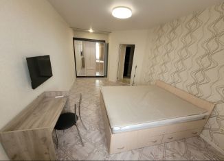 Сдаю однокомнатную квартиру, 41 м2, Крым, Севастопольская улица, 41Ж