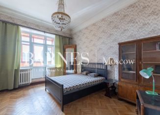 Аренда 3-комнатной квартиры, 80 м2, Москва, улица Новый Арбат, 23, улица Новый Арбат