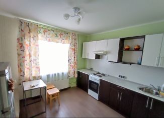 Сдается 1-ком. квартира, 38 м2, Краснодар, улица Карякина, 21, улица Карякина