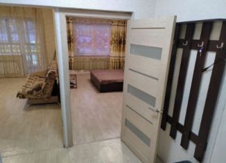 Сдам 1-комнатную квартиру, 45 м2, Иркутск, улица Лермонтова, 31