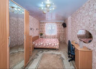 Продаю 5-ком. квартиру, 110 м2, Благовещенск, улица Горького, 136