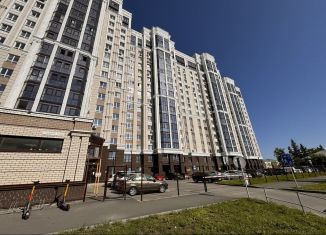 Продажа трехкомнатной квартиры, 90 м2, Барнаул, улица Аванесова, 44