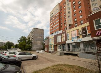 Продам 3-комнатную квартиру, 58 м2, Нижний Новгород, улица Сергея Есенина, 31, метро Бурнаковская