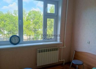 Продается 2-ком. квартира, 51 м2, Татарстан, улица Шамиля Усманова, 60