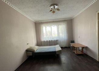 Продается 1-ком. квартира, 34.6 м2, Пермский край, улица Парижской Коммуны, 34