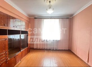 Продается 2-ком. квартира, 59.8 м2, Комсомольск-на-Амуре, улица Аллея Труда, 38