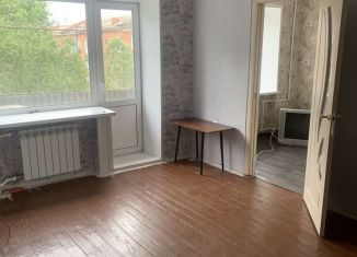 2-комнатная квартира на продажу, 42 м2, Юрга, Строительная улица, 33