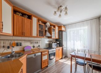 Продам 3-комнатную квартиру, 80 м2, дачный посёлок Лесной Городок, Фасадная улица, 14