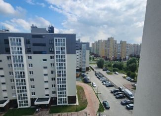 Продается 1-ком. квартира, 37 м2, Калининградская область, улица Левитана, 65к3