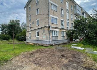 Продаю 1-комнатную квартиру, 31.9 м2, Каменск-Уральский, улица Серова, 3