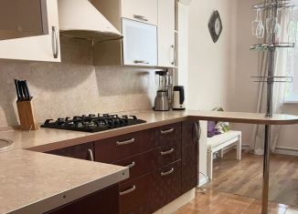 Продаю 2-ком. квартиру, 51 м2, Сочи, микрорайон Приморье, Курортный проспект, 98/24