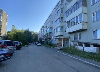 2-комнатная квартира на продажу, 54 м2, поселок городского типа Шушенское, 3-й микрорайон, 1