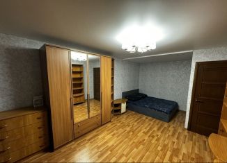 Сдаю 1-ком. квартиру, 40 м2, Москва, Озёрная улица, 31, метро Озёрная