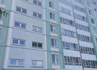 Сдается в аренду 3-комнатная квартира, 56 м2, Сосновоборск, Солнечная улица, 41