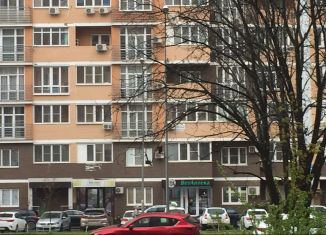 Сдам в аренду двухкомнатную квартиру, 54 м2, Краснодар, улица Архитектора Петина, 16, микрорайон Солнечный