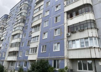 Продам 2-ком. квартиру, 53 м2, Пермь, Орджоникидзевский район, улица Карбышева, 86