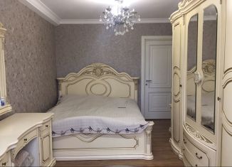 Продается 3-комнатная квартира, 75 м2, Дагестан, улица Расулбекова, 8