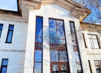 Продам дом, 600 м2, деревня Лаптево, деревня Лаптево, 1Д