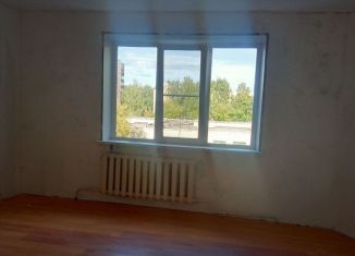 Продам трехкомнатную квартиру, 64 м2, Тихвин, 5-й микрорайон, 25