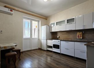 Продается 3-комнатная квартира, 106 м2, Краснодар, Ставропольская улица, 207/1, Карасунский округ