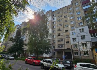 Продаю 3-комнатную квартиру, 60.1 м2, Курск, улица Димитрова, 75