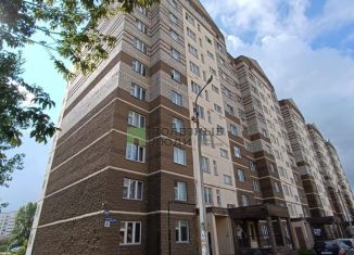 Продаю 2-ком. квартиру, 64.8 м2, Уфа, Гвардейская улица, 58/2